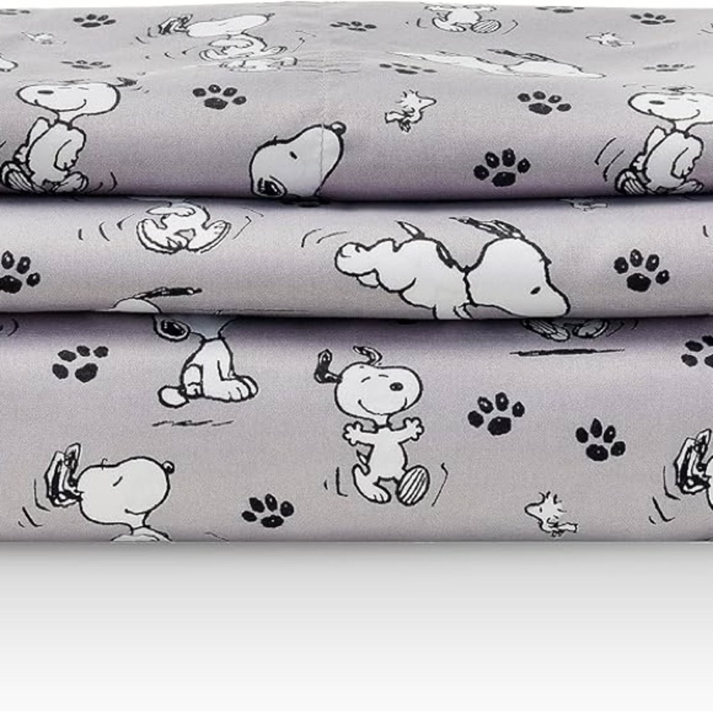Peanuts Snoopy Gray and White Bedding Sheets